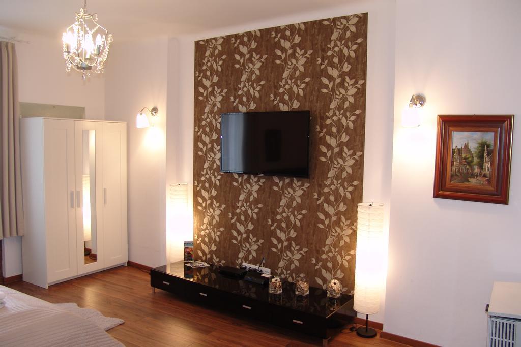 בודפשט Romantic Centrum Apartman מראה חיצוני תמונה