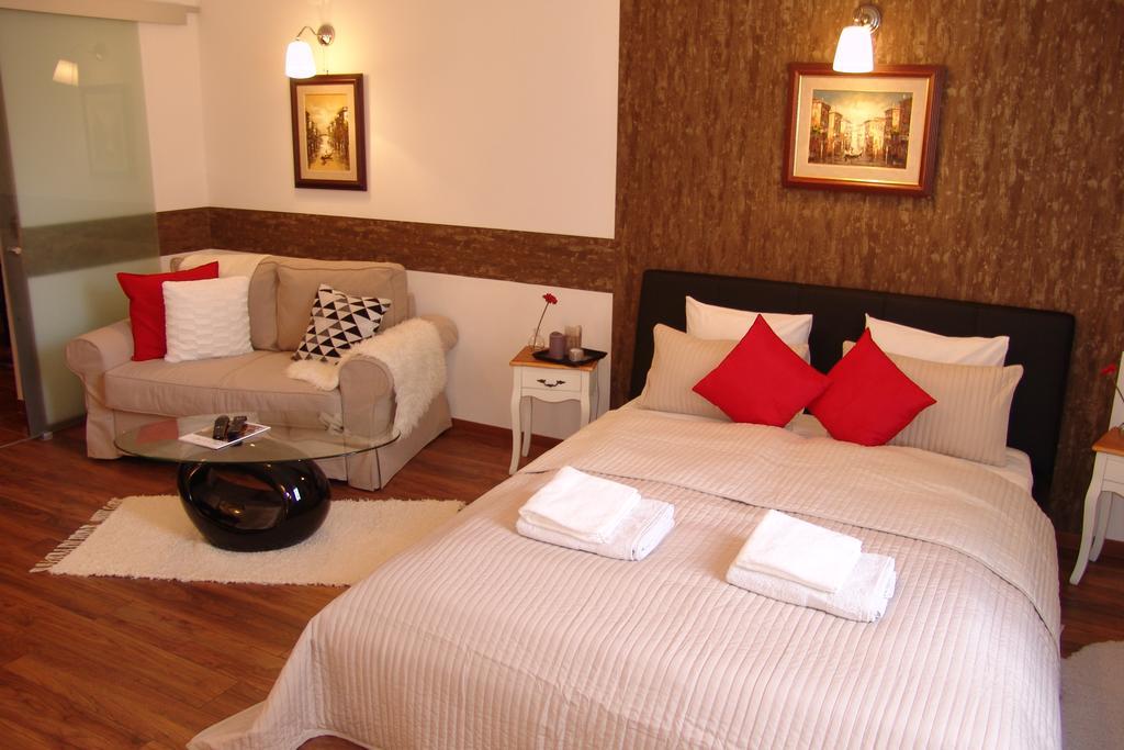 בודפשט Romantic Centrum Apartman מראה חיצוני תמונה